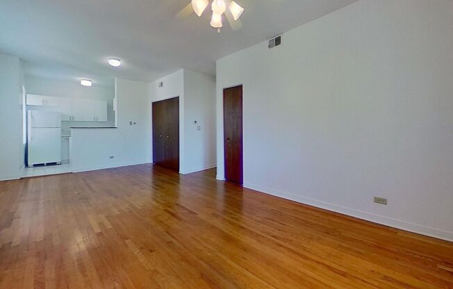 1307-17 W. Addison