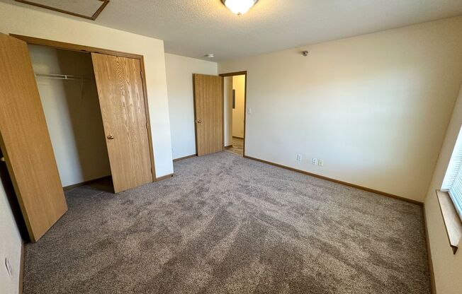 2 beds, 2 baths, $1,750