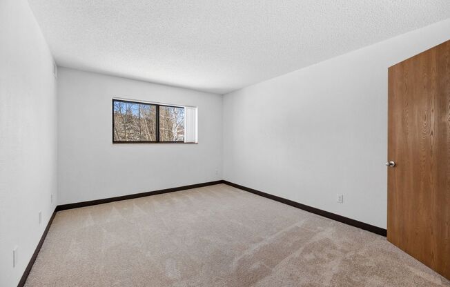 2 beds, 1 bath, 920 sqft, $1,425, Unit 1531-203
