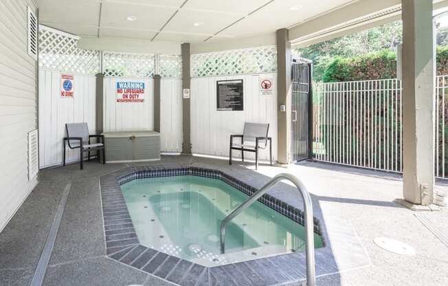 Heat spa - Springbrook Apartments