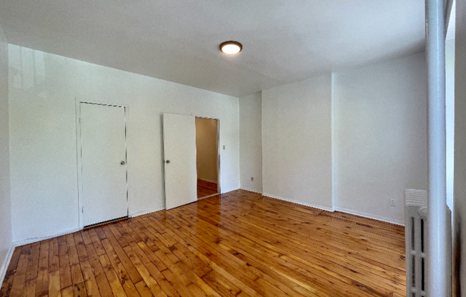 231 E 115 ST