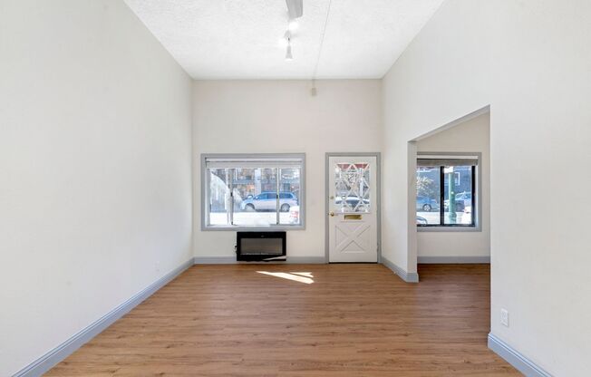 BENTON ST 1201-1203, ENCINAL AVE 1403-1413