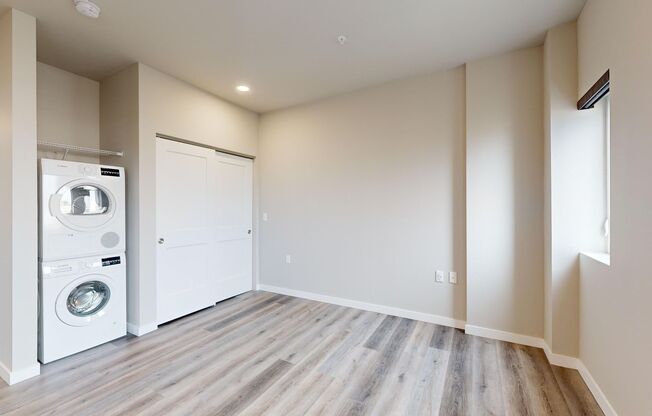 Studio, 1 bath, 376 sqft, $1,350, Unit 5-A (ADA)