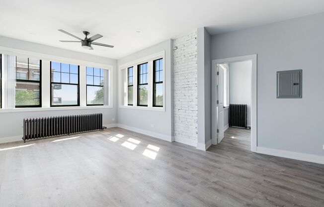 #7618 - The Villages of Eastlake