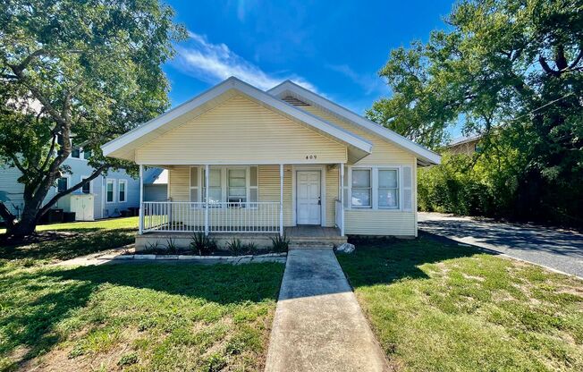 Charming + Convenience - 3 Bedroom, 2 Bathroom Home