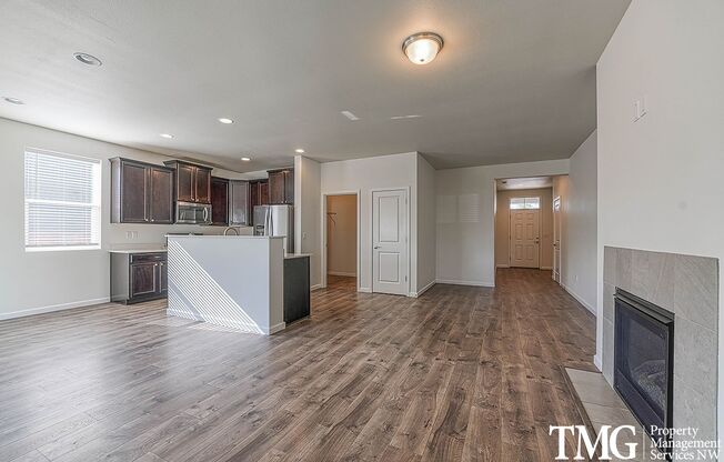Single-Level Vancouver Home with Covered Patio & Fenced Backyard