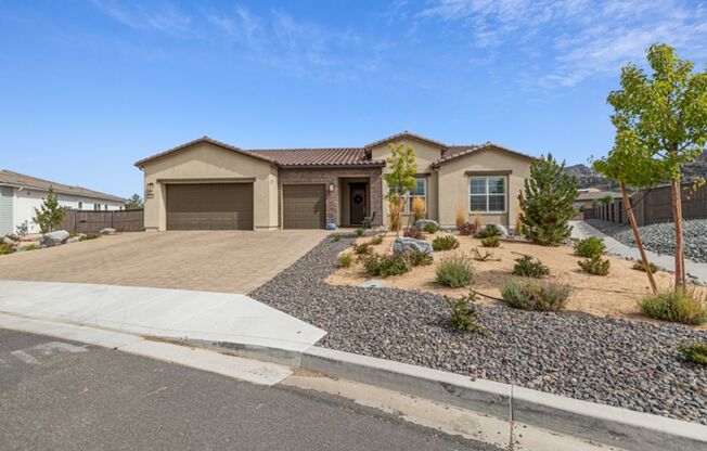 4 bed 2.5 bath South Reno home