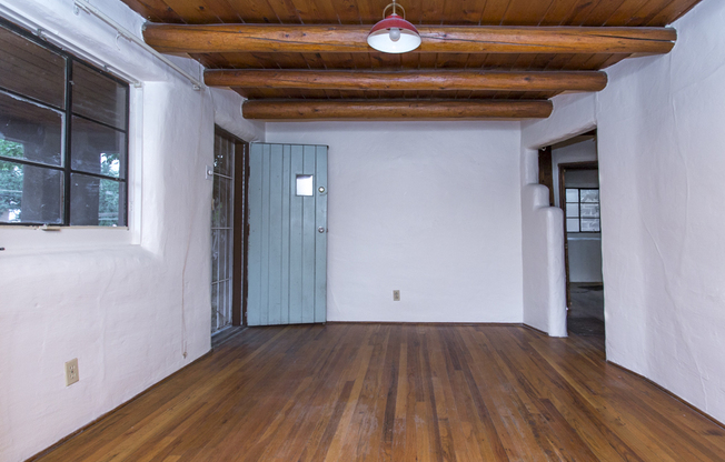 NE 2 Bedroom 1 1/2 Bath