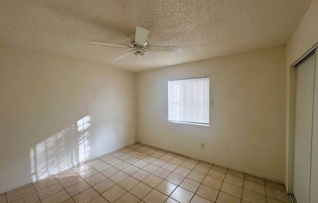 2 beds, 1 bath, 800 sqft, $1,025, Unit Unit A