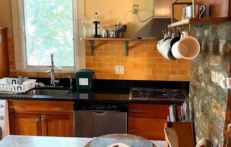 2 beds, 1.5 baths, 1,200 sqft, $4,500, Unit 3