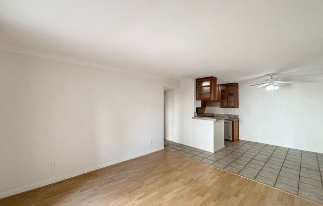 Charming 2BD/2BA Condo in La Mesa W/ A/C, Private Patio, & Community Pool/Spa!