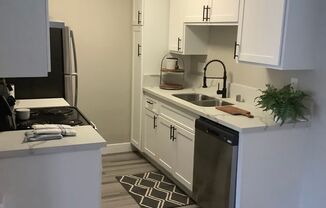 Carlsbad Coast Apts