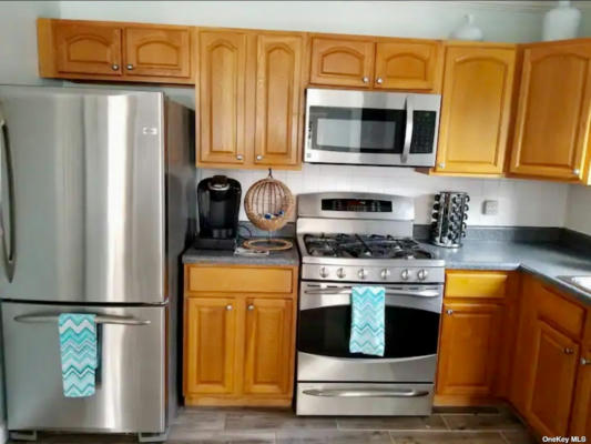 1 bed, 1 bath, 800 sqft, $2,450