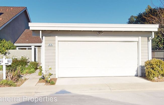 23 Woodpine Dr