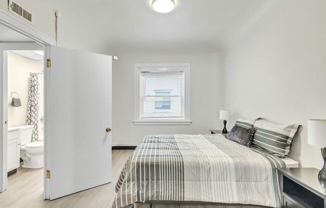 Donaldson Arms Apartments