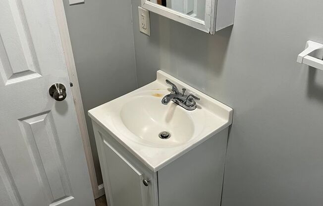 Studio, 1 bath, $1,150, Unit Unit 1