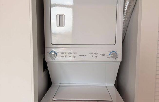 Studio, 1 bath, 362 sqft, $2,995, Unit 910