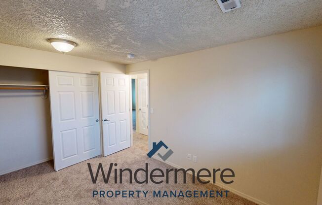 1910 J St #202 - Seasonal Pool ⭐One Month Rent Credit⭐