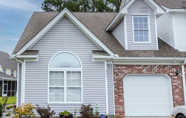 3 Bedroom 2.5 Bath Townhouse in Grand Oaks Plantation - West Ashley