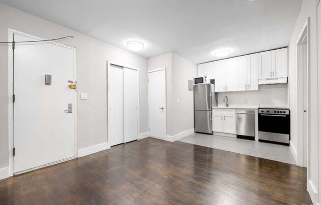 416 W 23 ST