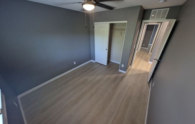 4 beds, 2.5 baths, $2,400