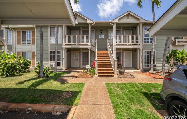 (2 bd / 2 ba / 2 parking Condo in Waikele)