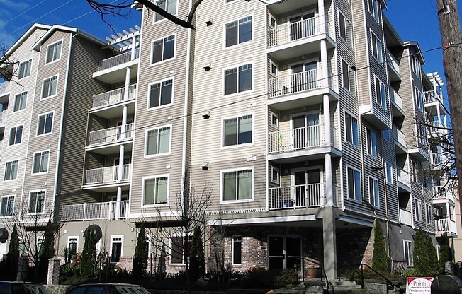 Portico on Terrace Apartments