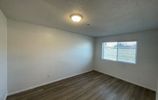 2 beds, 1 bath, 850 sqft, $1,395, Unit HC203