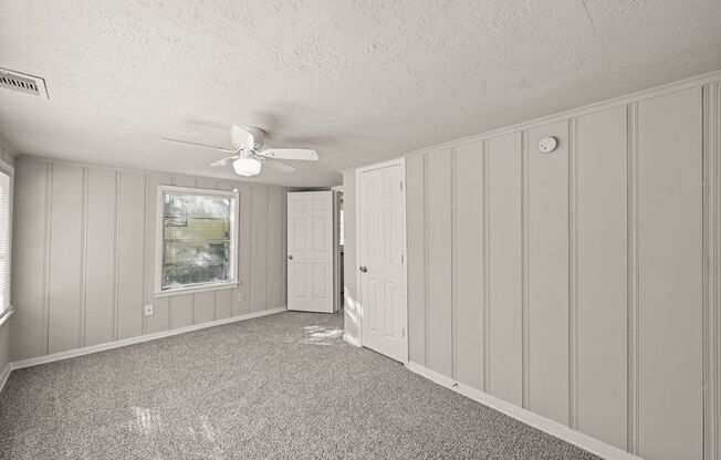 3 beds, 1 bath, $1,295
