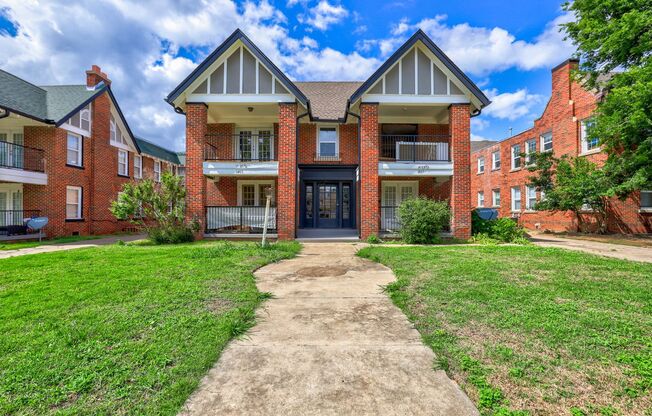 2 Bed 1 Bath apartment in Okc!