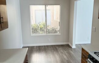 1 bed, 1 bath, 700 sqft, $2,100, Unit 02