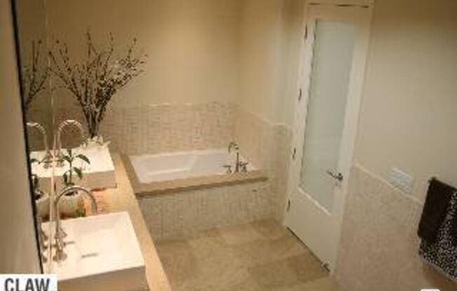 1517 S Bentley Ave Apt 303