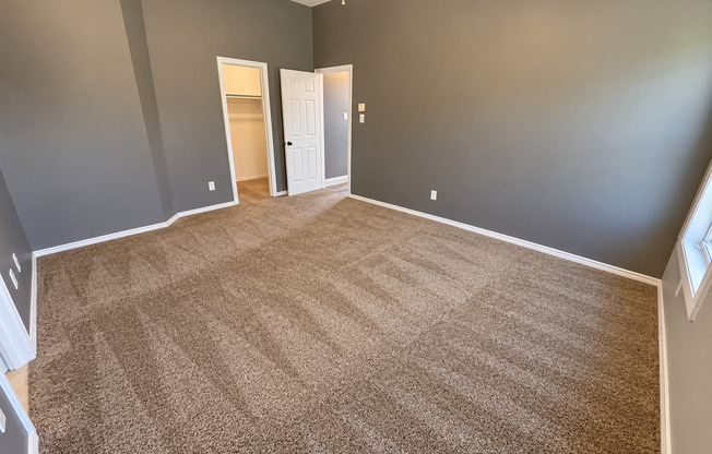 3 beds, 2 baths, $2,400