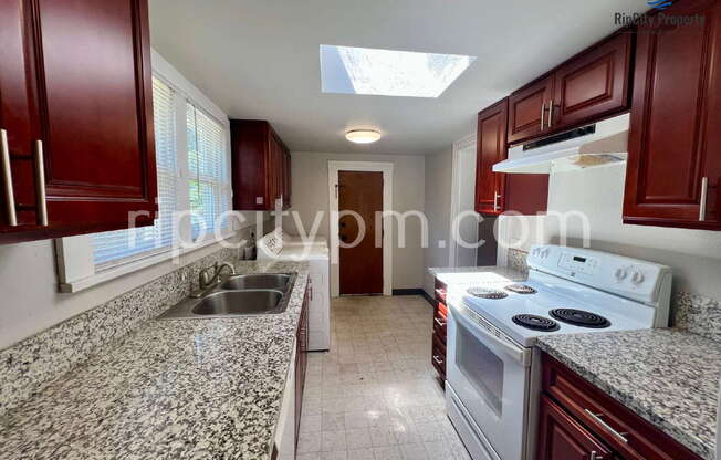 426 ALT DIVISION ST