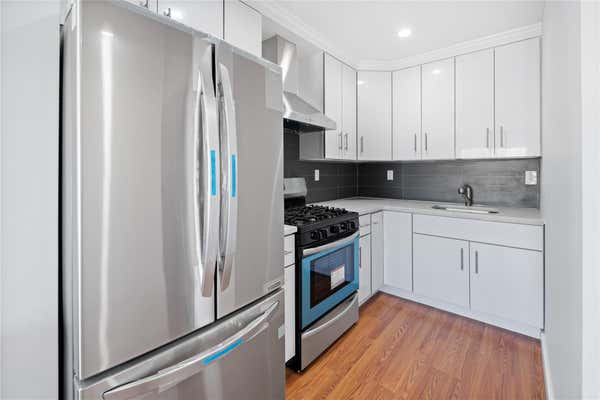 3031 BRIGHTON 5 ST
