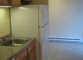 2 beds, 1 bath, 950 sqft, $1,750, Unit 2