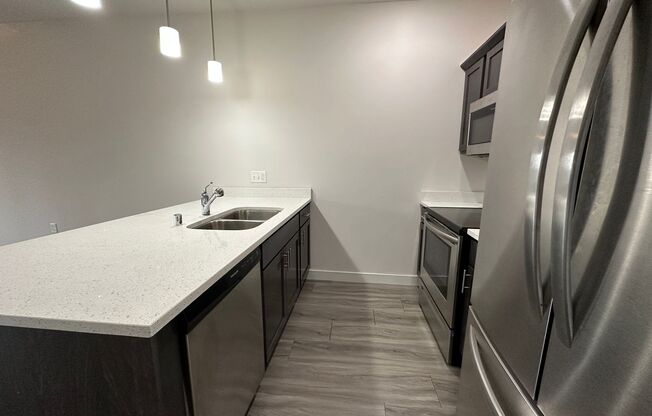 2 beds, 2.5 baths, 1,311 sqft, $1,995, Unit 2515-320
