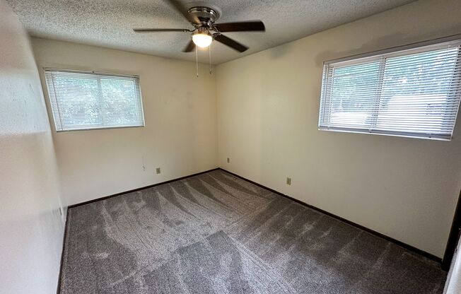 2 beds, 1 bath, $845