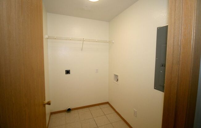 3 beds, 2 baths, $1,200