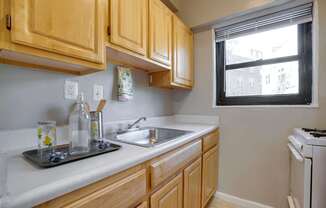 The Diplomat Studio Kitchen Unit 410