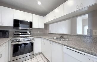 2 beds, 2 baths, $1,450, Unit # 224