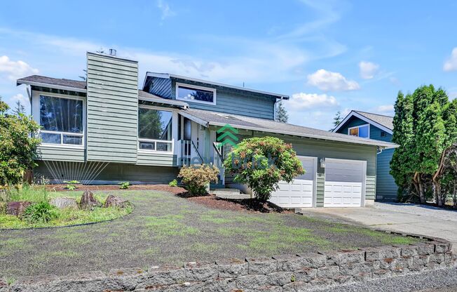 3 Beds 2 Baths Single-family Home is available for Rent!