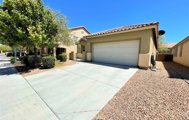 Enjoy mini park in your backyard! Single-story home in Aliante community