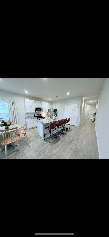 518 PLEASANTON WAY