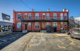 1bedroom 1 Bathroom all Utilities included $1450, ONE Month FREE! Just Pay for your Internet