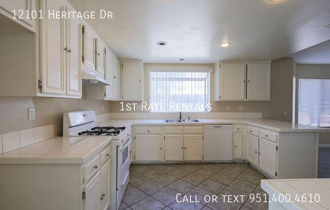 12101 HERITAGE DR