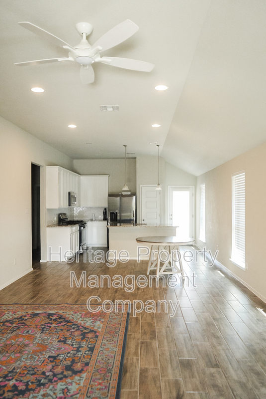 139 LYNDON DR