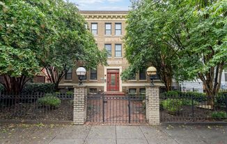 Beautiful 2BR/2BA Condo in the heart of Columbia Heights