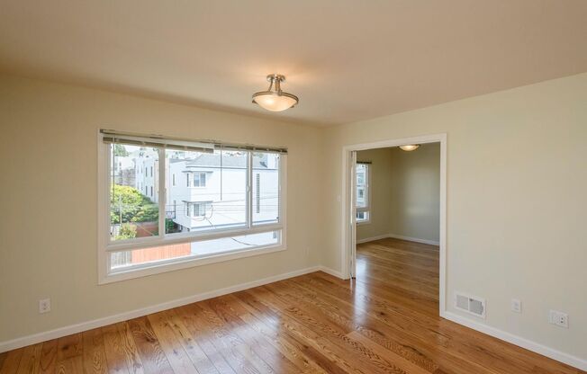 2 beds, 1 bath, $3,695