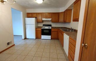 3 beds, 2.5 baths, $2,250